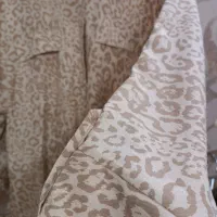 شومیز طرحدار با قدبلند