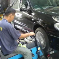 استاد کار تعویض لاستیک بالانس همه جوره رینگ هستم