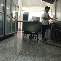 کمک آشپز و کارگر ساده