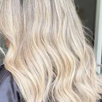 جذب نیروی دستیار آرایشگر