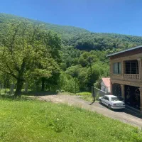 ویلا جنگلی شیک کناررودخانه تله کابین وسورتمه حیران|اجارهٔ کوتاهمدت آپارتمان و سوئیت|آستارا, |دیوار