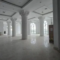 مغازه نوسازباتمامی امکانات نمابیرون چشم گیر