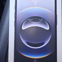 گوشی آیفون 16 e