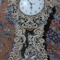 ساعت کاملا سالم وتمیز