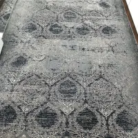 دوعدد فرش بزرگ وکوچک جفت