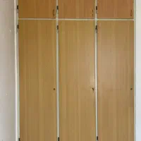 کمد دیوار همراه با چهار چوب فلزی