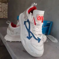 کتونی زنانه اف وایت سایز ۴۱