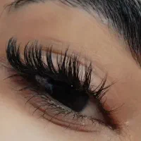 اکستنشن مژه و لیفت و لمینت مژه و ابرو