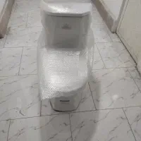 یک عدد توالت فرنگی مارک گلسار نو پلمپ