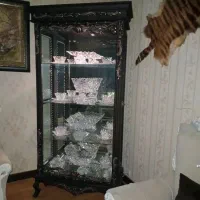 دکور چوبی ویترین چوب گردو|بوفه، ویترین، کنسول|کرج, شاهین‌ویلا|دیوار