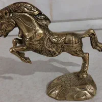 مجسمه های برنز