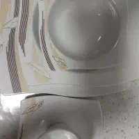 چینی زرین طلایی ۱۲ نفره