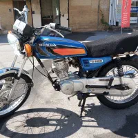 برمودا  94 بکر|موتورسیکلت|شیراز, لشکری‎|دیوار