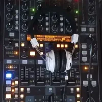 میکسر بهرینگر DDM4000