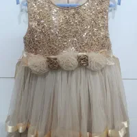 پیراهن دخترانه