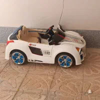 ماشین شارژی|اسباب‌‌بازی|میانه, |دیوار