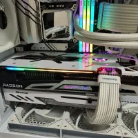 کارت گرافیکrx6800 xt 16 gig