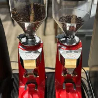 فروش تجهیزات کافی شاپ اسپرسوساز صنعتی و آسیاب|فروشگاه و مغازه|مشهد, چهارچشمه|دیوار