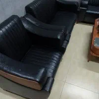 مبل ادارای همراه با میز و میز کنفرانس