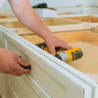 نصب ،تعمیر، تعویض و تغییر کابینت و کمد در تبریز|خدمات پیشه و مهارت|تبریز, |دیوار