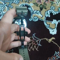 ساعت مچی طلایی سالم هردو سالمن|ساعت|اقبالیه, |دیوار