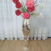 کلدان با ۵ شاخه کل درحد نو|گل مصنوعی|اردبیل, |دیوار