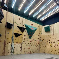 استخدام مربی خانم و آقا در سنندج / حقوق ۱۵ تا ۵۰