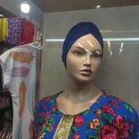 رگال .مانکن .ویترین .نیم تنه