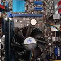 مادربرد H61 ddr3 همراه با 8گیگ رم و پردازنده قوی