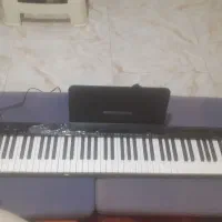 پیانو پرتابل با باتری و شارژر و پایه