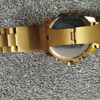 ساعت دیزل شاخدار|ساعت|رباطکریم, رباطکریم|دیوار