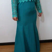 تعدادی لباس مجلسی زنانه و دخترانه