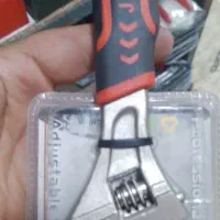 بک‌انبردست‌ویک‌آچارفرانسه
