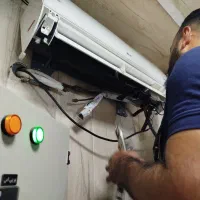 تعمیر و نصب انواع کولرگازی و اسپیلیت وپکیج|خدمات پیشه و مهارت|فومن, |دیوار