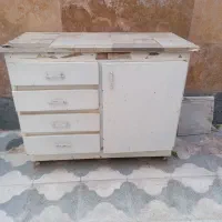 کابینت زمینی کشودار