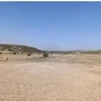 یک قطعه زمین مسکونی
