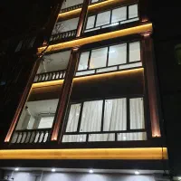 آپارتما صفر ۱۲۵ متری لوکس موسوی قوچانی