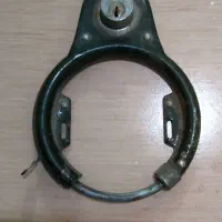 قفل کهنه و قدیمی