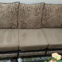 مبل سه نفره