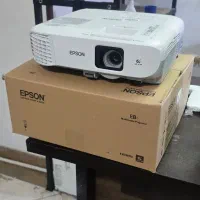 ویدیو پروژکتور اپسون ۹۷۰ در حد با گارانتی