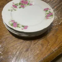 دیس و پیش دستی گل سرخی