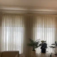 پرده هال پذیرایی به همراه چوب پرده کشویی