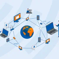 نیروی دفتری مجهز به لب تاپ