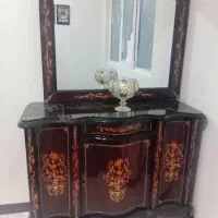 آینه کنسول تمیزو مرتب|بوفه، ویترین، کنسول|تهران, خانی آباد نو شمالی|دیوار