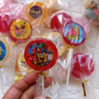 گیفت آبنبات چوبی استیکری تولد|خوردنی و آشامیدنی|گنبد کاووس, |دیوار