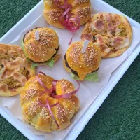 غذای خانگی ژله دسر دلمه کوفته فینگرفود کیک حلوا|خوردنی و آشامیدنی|قم, هفت تیر|دیوار