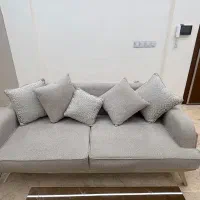 مبلمان ۷ نفره به همراه میز ناهار خوری ست ۸ نفره