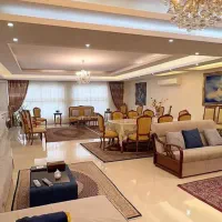 ۱۲۰متر/غرق نور در بهترین لوکیشن ۱۰ساله فول امکانات