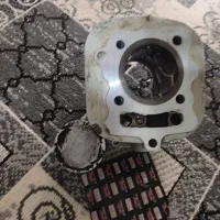 سیلندر ۱۲۵ صفر دو عدد باک زین و قاب زنجیر موتور