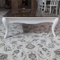 فروش ۶عددصندلی نهار خوری و۱عددمیزجلو مبلی بزرگ
